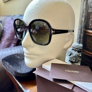 ✅New “TOM FORD” Authentic Hanley 57mm Oversized Gradient Butterfly Sunglasses